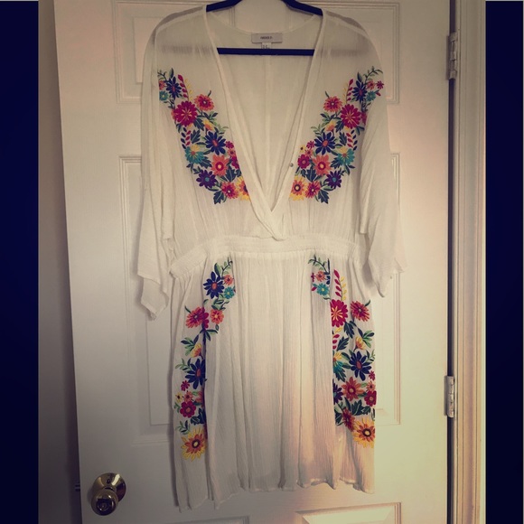 Forever 21 Dresses & Skirts - Floral textured patterned Dress (WO)
